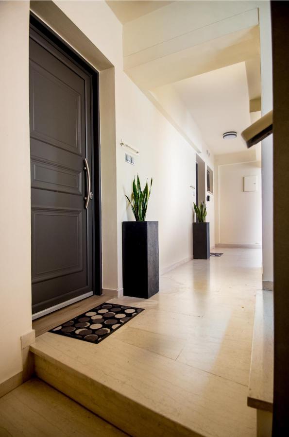 A & B Minimal Suite Ιι With Sea View In Argostoli Екстер'єр фото